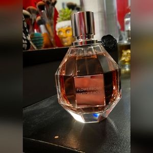Viktor&Rolf Flowerbomb